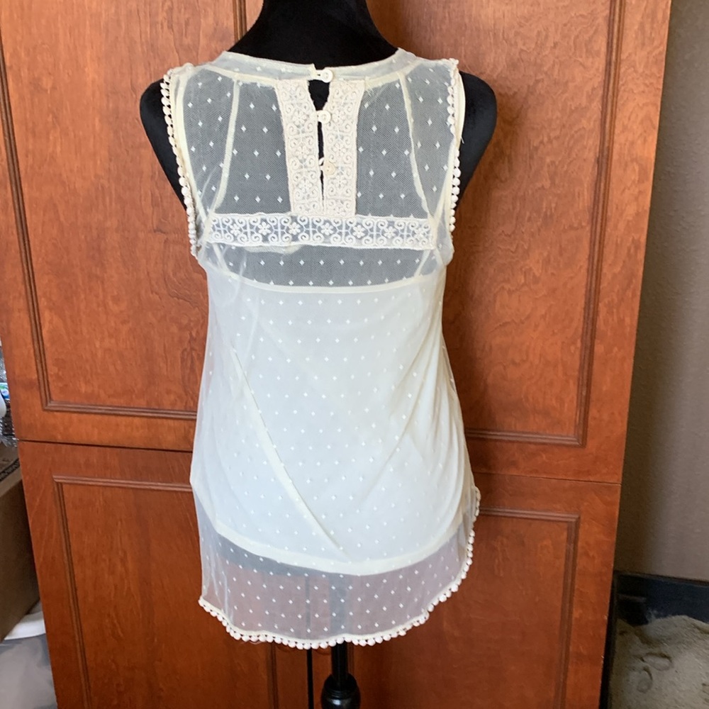 Lace top - Picture 7 of 7
